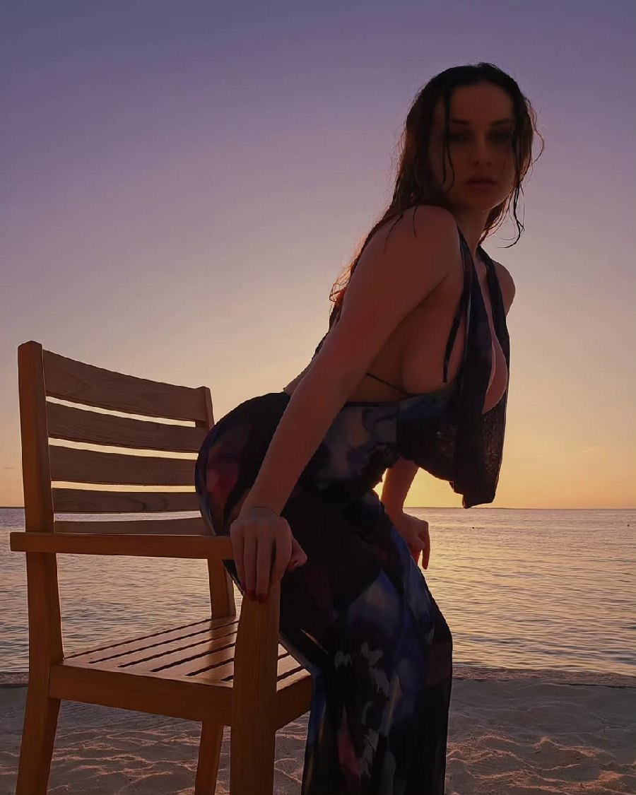 Sexy girl Miranda Faith nude in Nashik