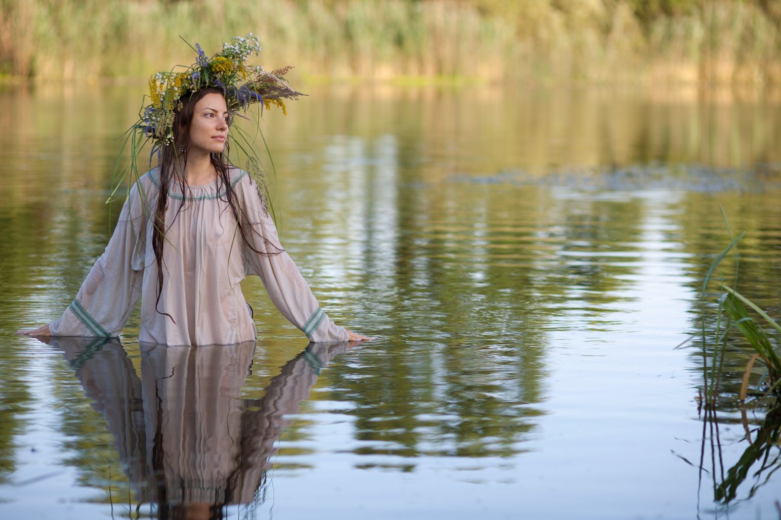 Slavic girls in Nashik