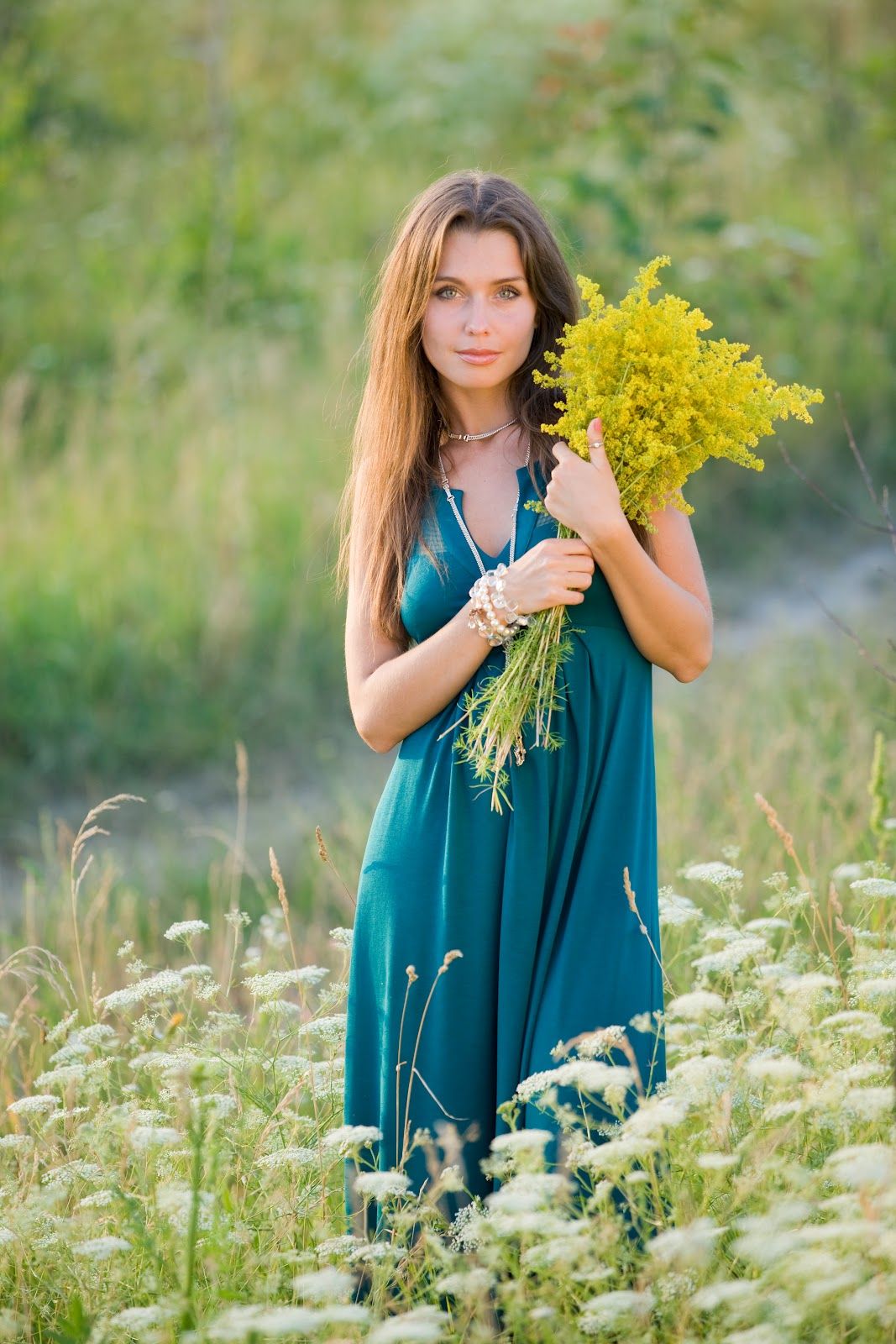 Slavic women in Nashik