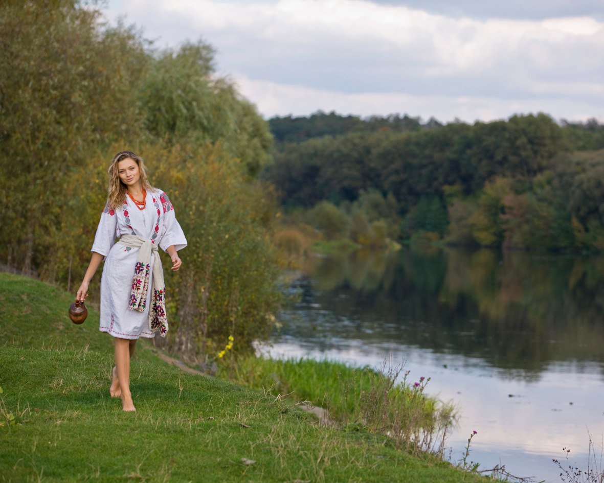 Nude girl Slavic women in Nashik